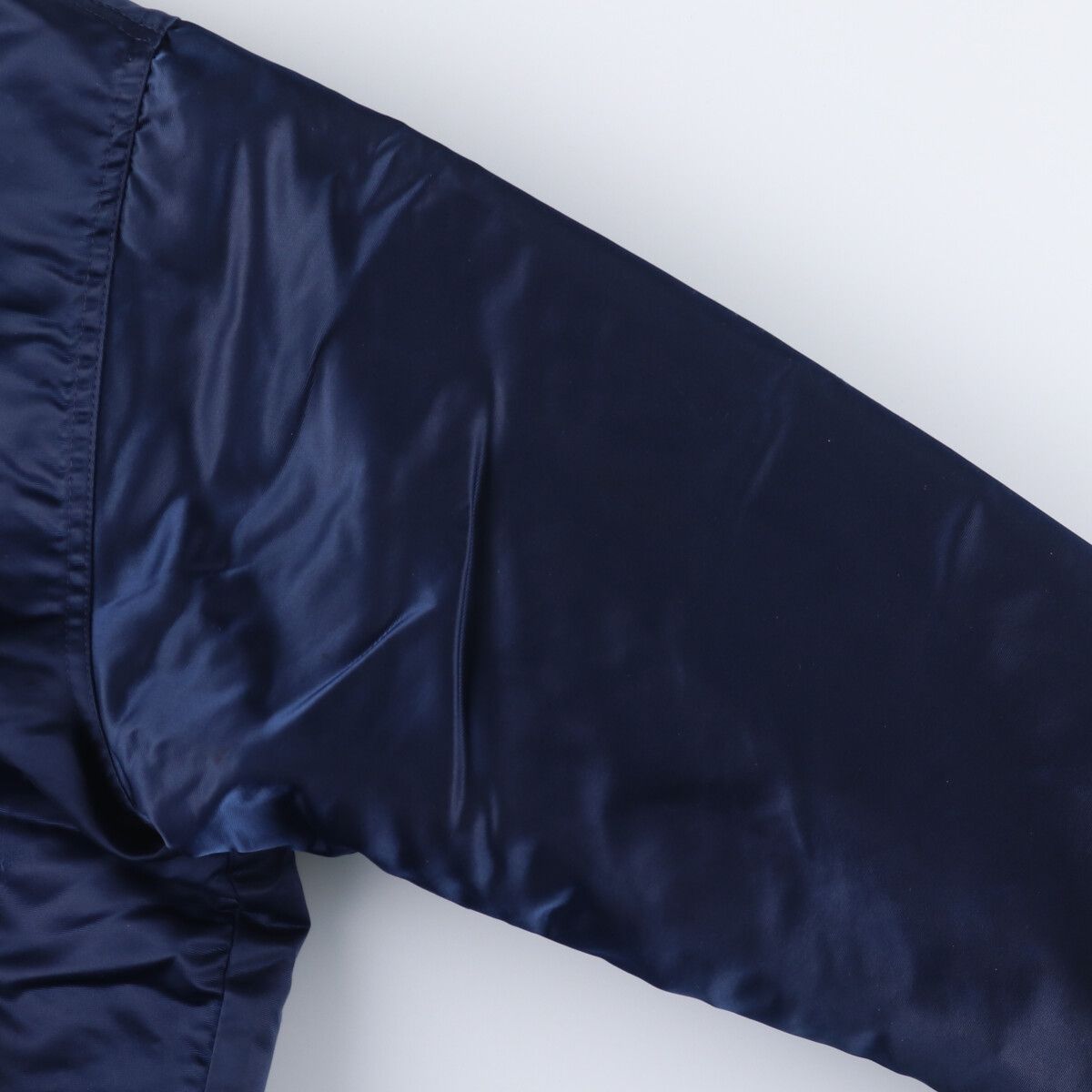 ロサンゼルスエンゼルス ナイロンスタジャン