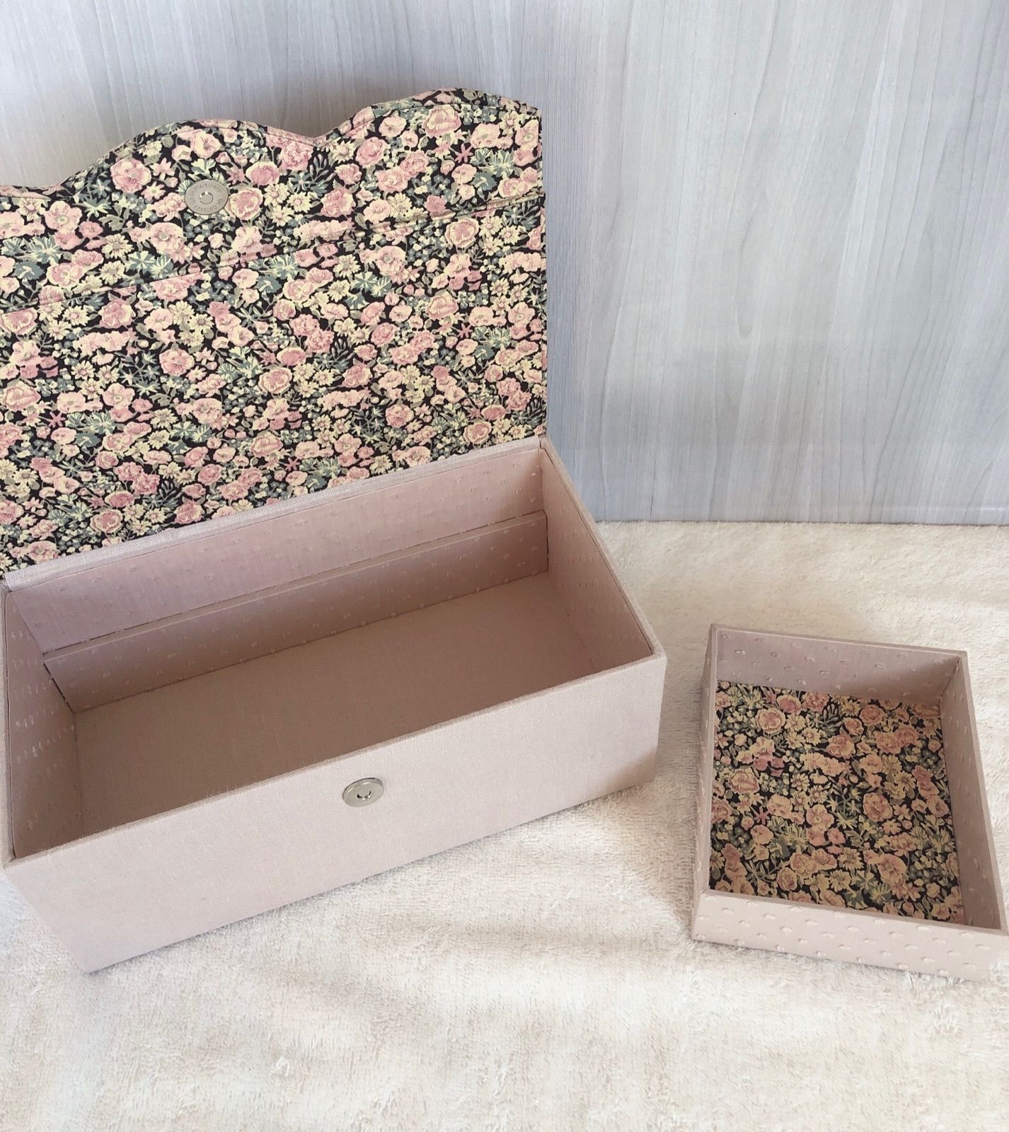 みちゃん様オーダー品】ドールクローゼット、ソーイングボックス