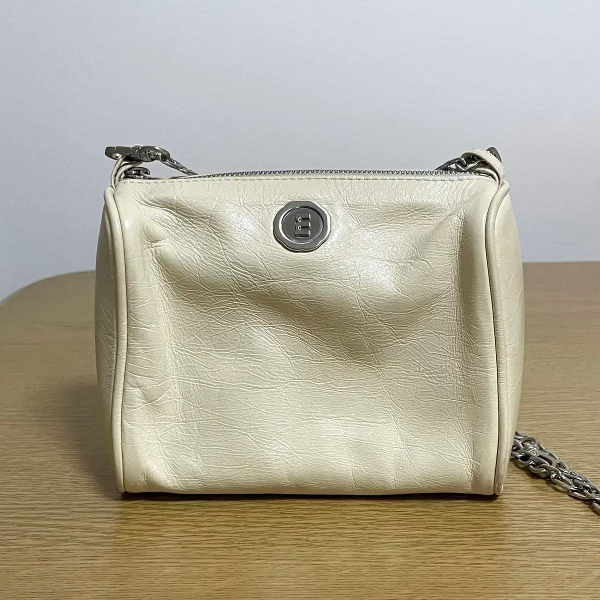 【minitmute】Brett Micro Mu Ivory minitmute】Brett Micro Mu Ivory 正規品】minitmute BRETT MINI MU IVORY