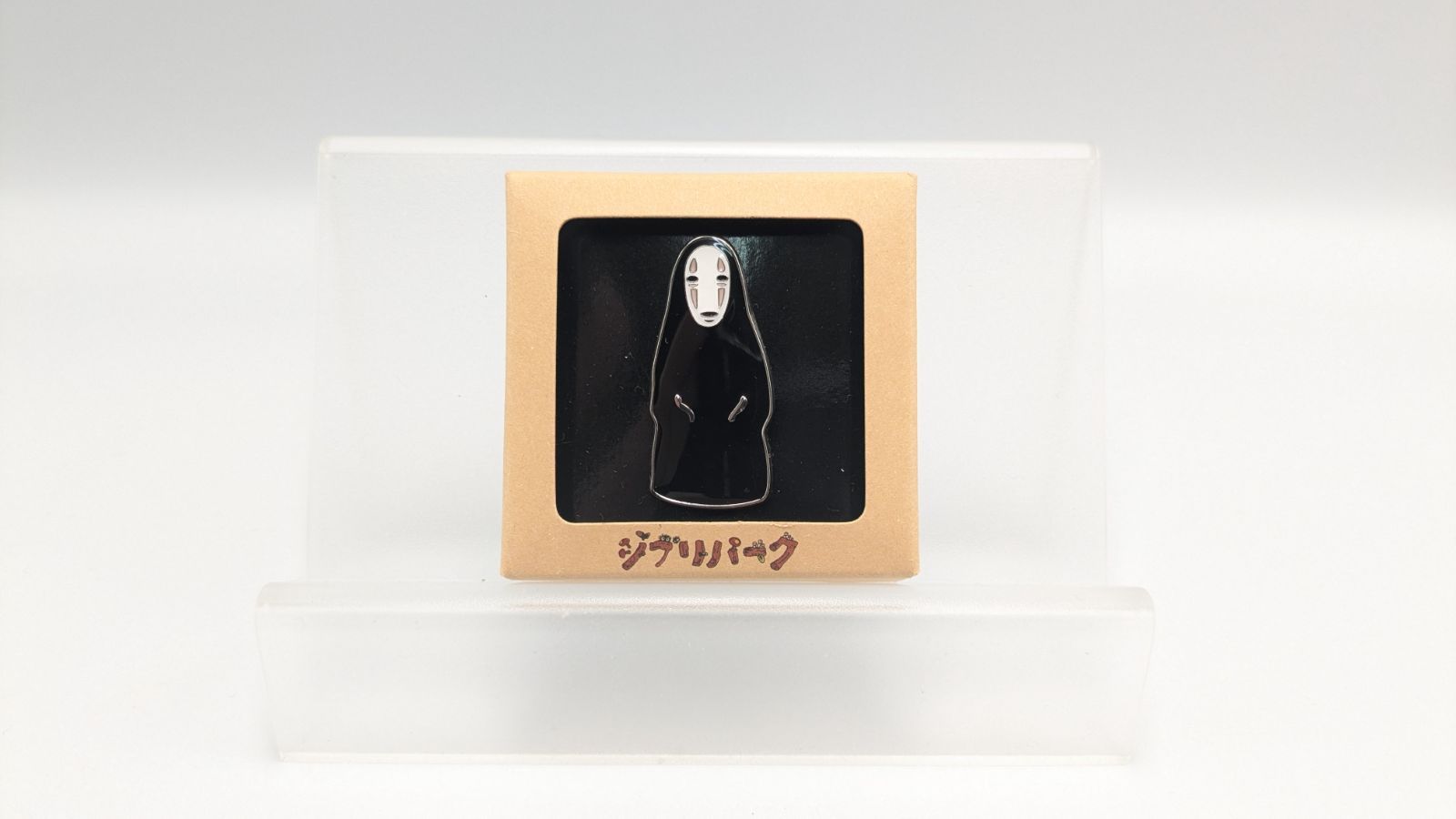 OneMall provides Mercari products: ジブリパーク限定 ピンバッジ 3種