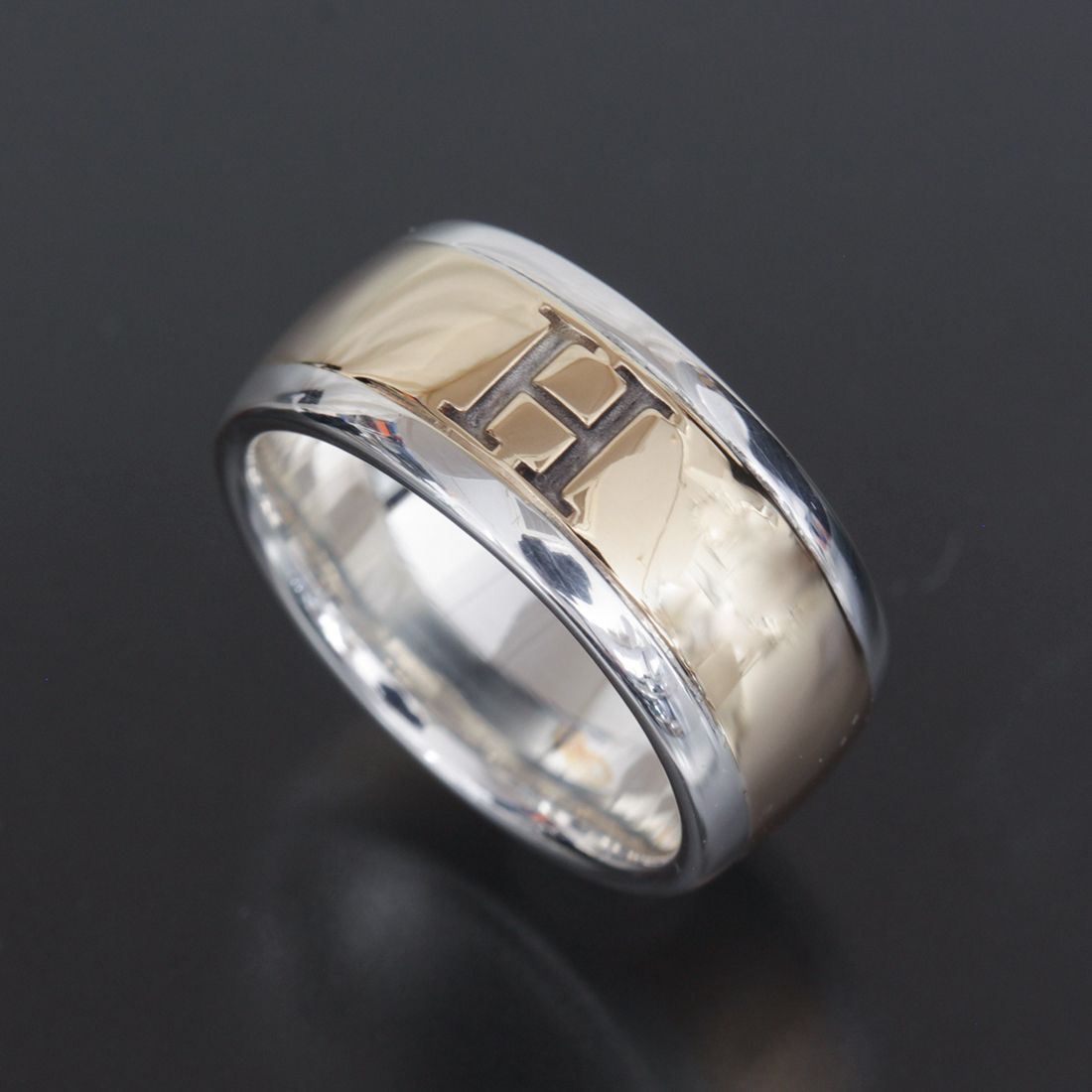 エルメス Hロゴリング 8号 K18 SV925 特価 内箱 E1736 エルメス HERMES Hロゴリング 8号 K18 SV925 特価 内箱 E1736 - メルカリ