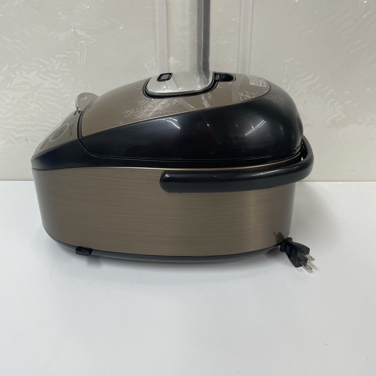 R635 ☀️ TIGER IH炊飯ジャー 5.5合炊き 20年製 JKT-P100 ⭐ 動作確認