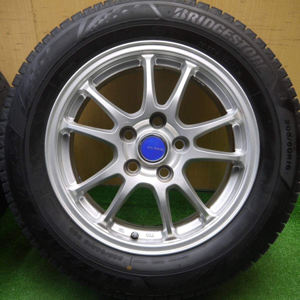 ブリヂストンスタッドレス VRX3 185/70R14 アルミホイールセット ブリヂストンスタッドレス VRX3 185/70R14 アルミホイールセット