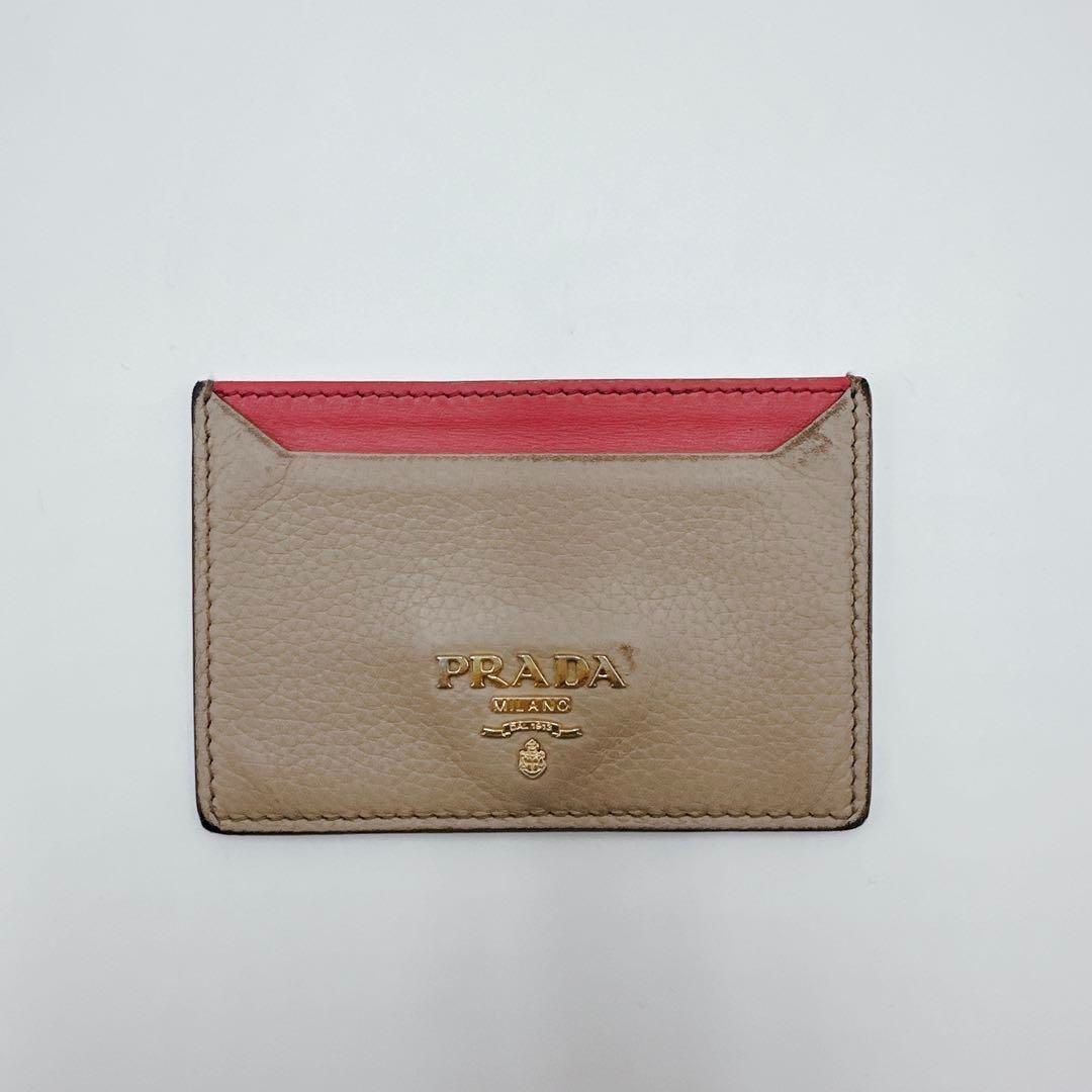 プラダ　名刺入れ　ピンクベージュ Brandol / PRADA プラダ 名刺入れ レザー カードケース ピンク