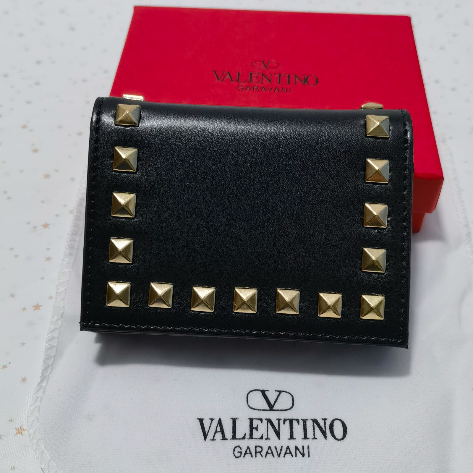 🌷︎人気の美品🌷︎VALENTINO★ヴァレンティノ 二つ折り財布