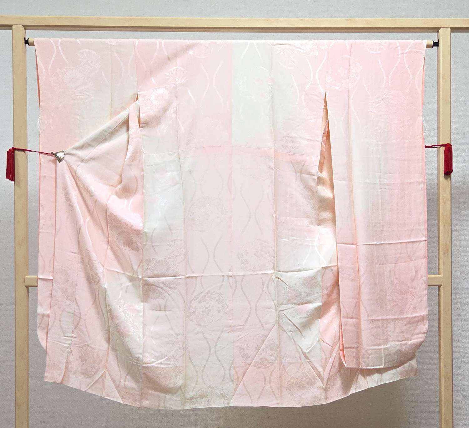 豪華な花模様 金銀彩