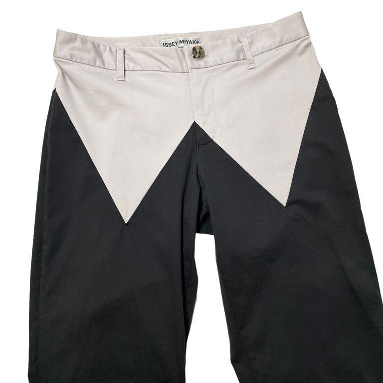 ISSEY MIYAKE 11AW パネル切り替えストレッチスリムパンツ LOOK5  