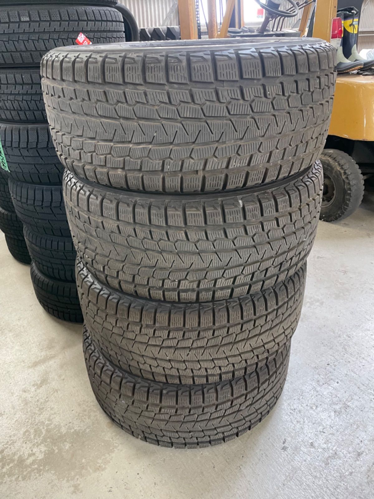 中古スタッドレスタイヤ4本セット！ヨコハマ アイスガードG075 285/50R20 2018年製造！ランクル200、ランクル300、タンドラ 、セコイア、レクサスLXなどに！ - メルカリ