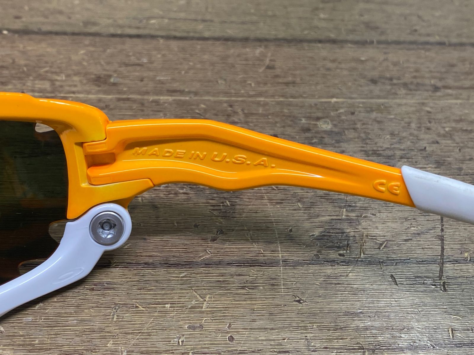 オークリー OAKLEY