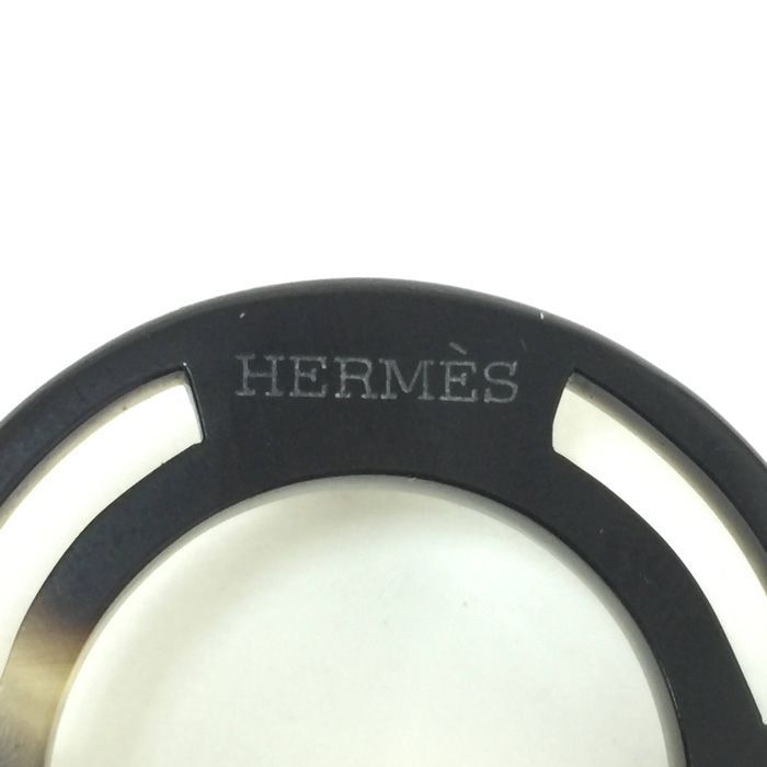 エルメス HERMES ピアス トロッター TROTTEUR バッファローホーン ラムスキン フリンジ ブラウン  アクセサリー【中古】【新品同様】【美品】 - メルカリ