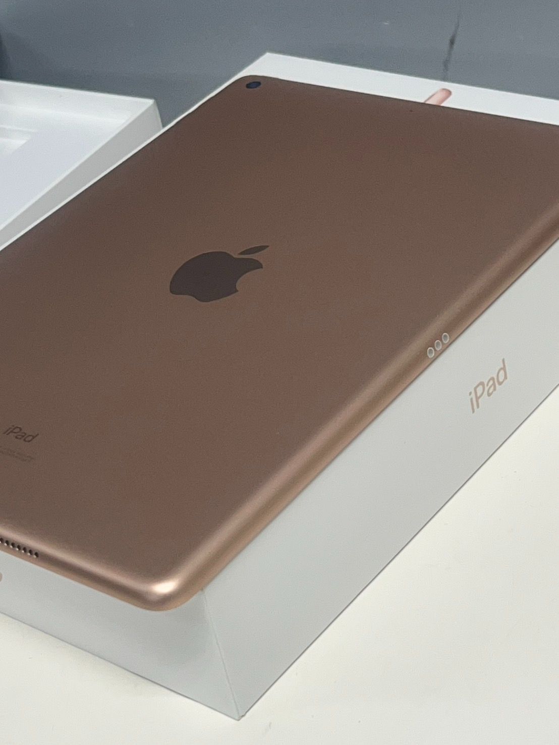 Wi-Fiモデル】iPad 第7世代/32GB/A2197（MW762J/A）