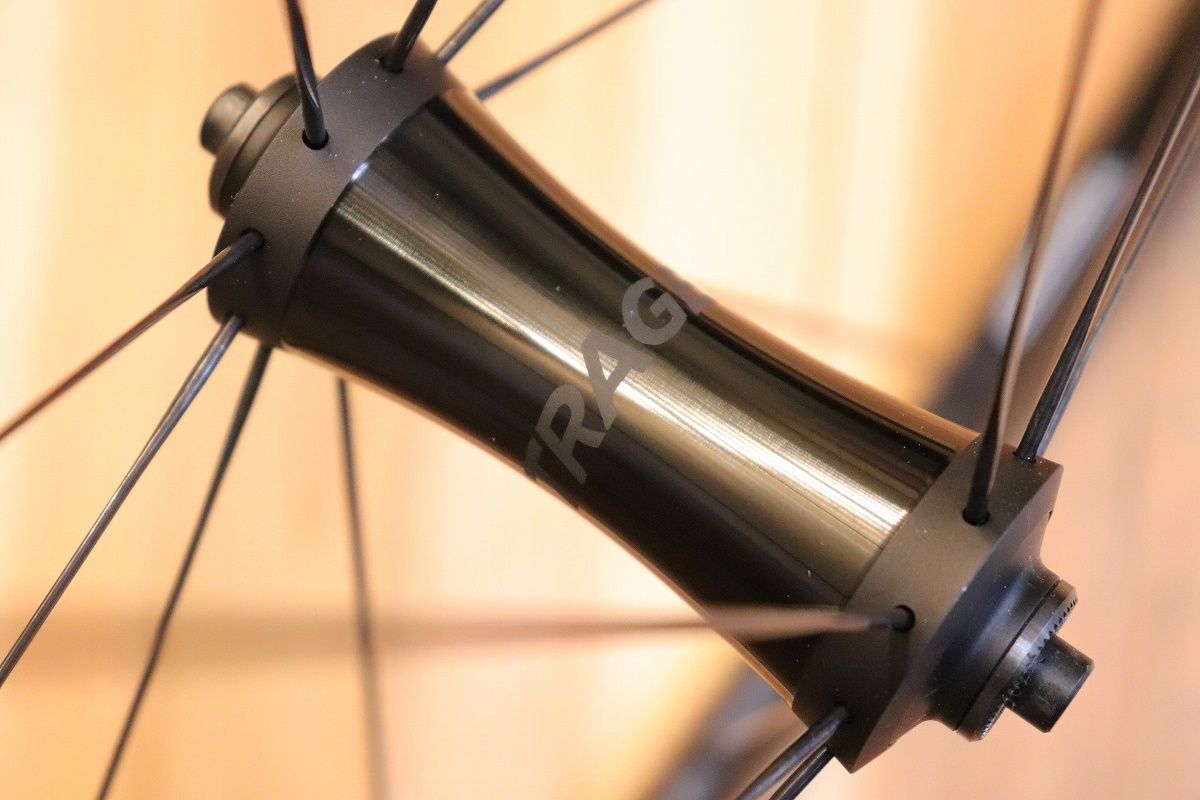 ボントレガー BONTRAGER アイオロス AEOLUS XXX4 TLR RIM カーボン 