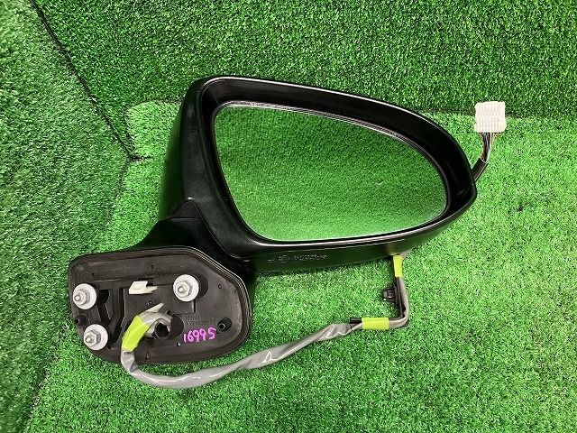 カローラフィールダー NKE165G 右サイドミラー ドアミラー ハイブリッドG トーカイリカ TR1001 87910-12K00 070