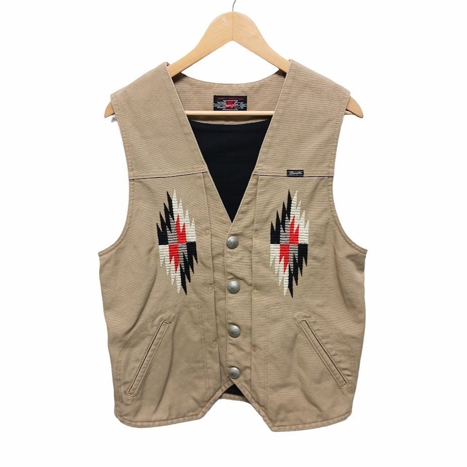 Wrangler ラングラー W01663 NATIVE EMBROIDERY VEST ネイティブ チマヨ 刺繍 コンチョ ベスト ベージュ