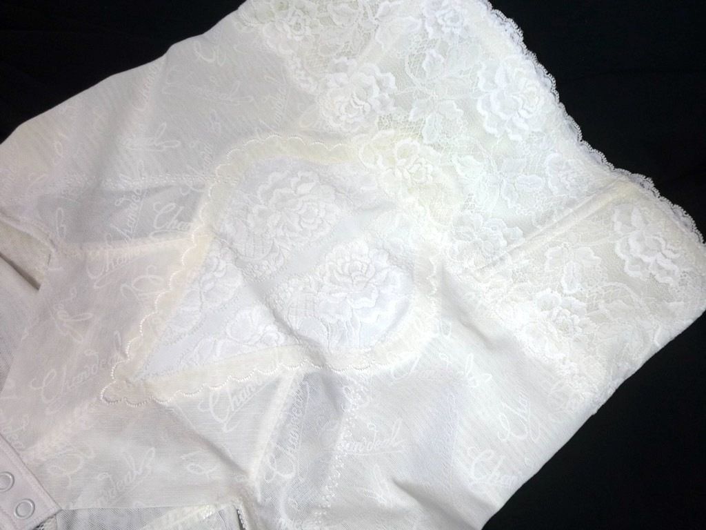 参考41800円 最 補正下着 シャンデール シャルム ハイウエストガードル Size90 白 豪華ストレッチレース ヒップUP _HW8 検マルコ