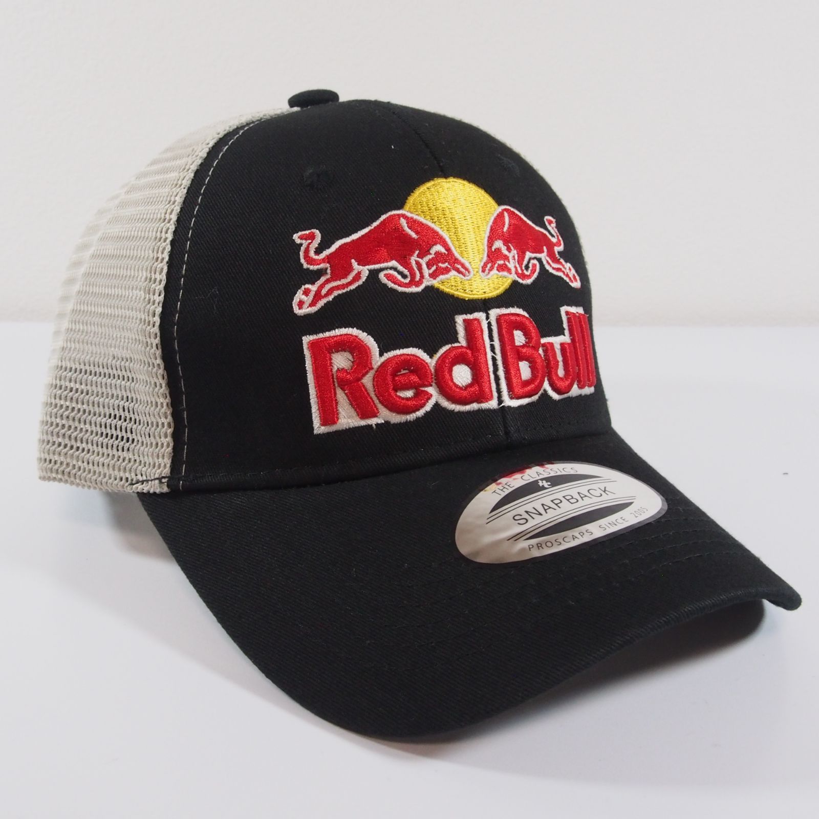 Red Bull レッドブルー メッシュキャップ 帽子 ブラック Red Bull レッドブルー メッシュキャップ 帽子 ニューエラ