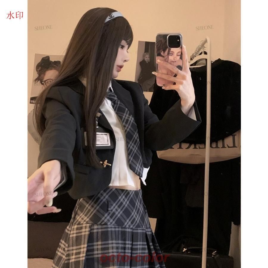 スーツ