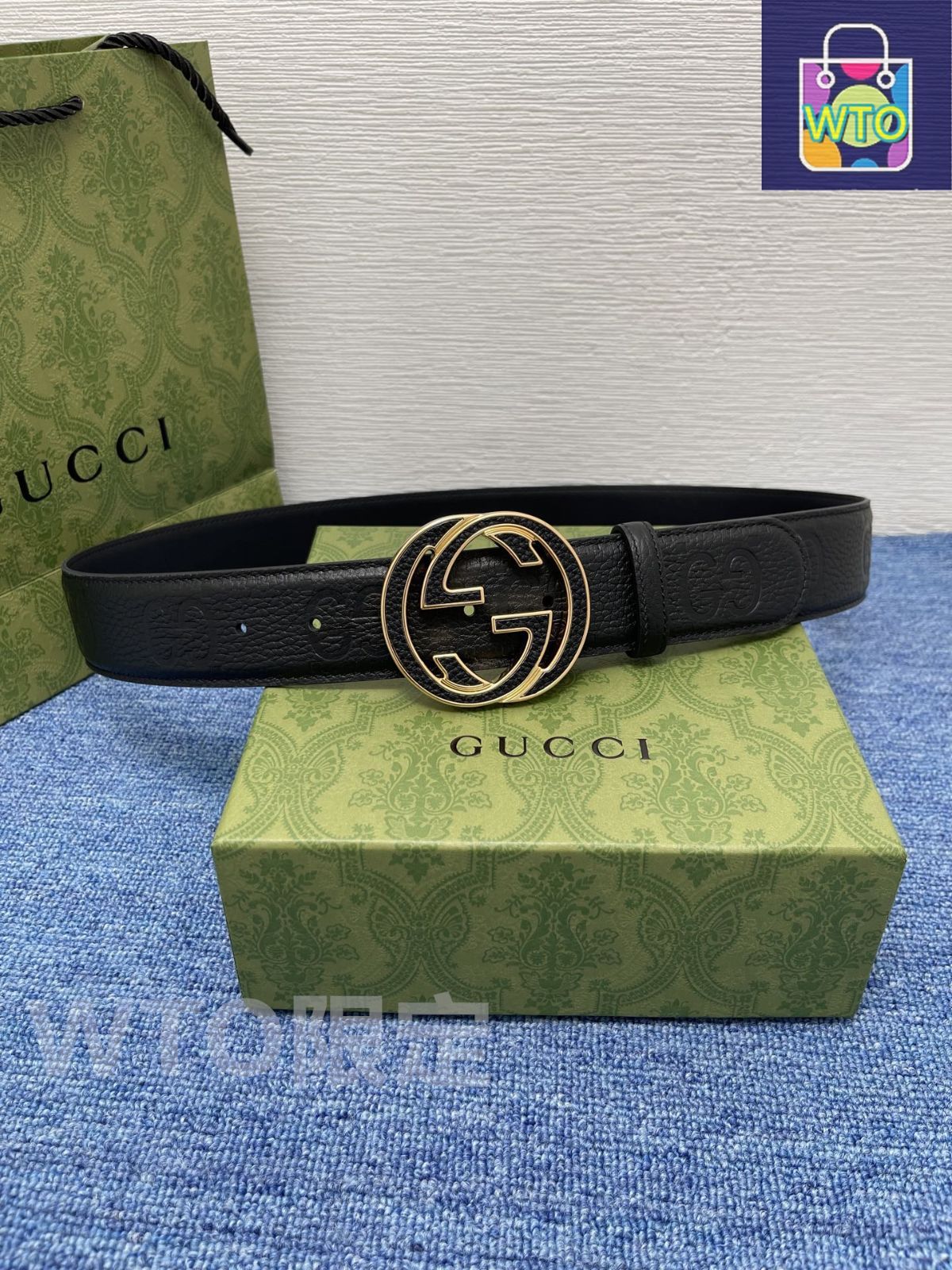 Gucci Signature