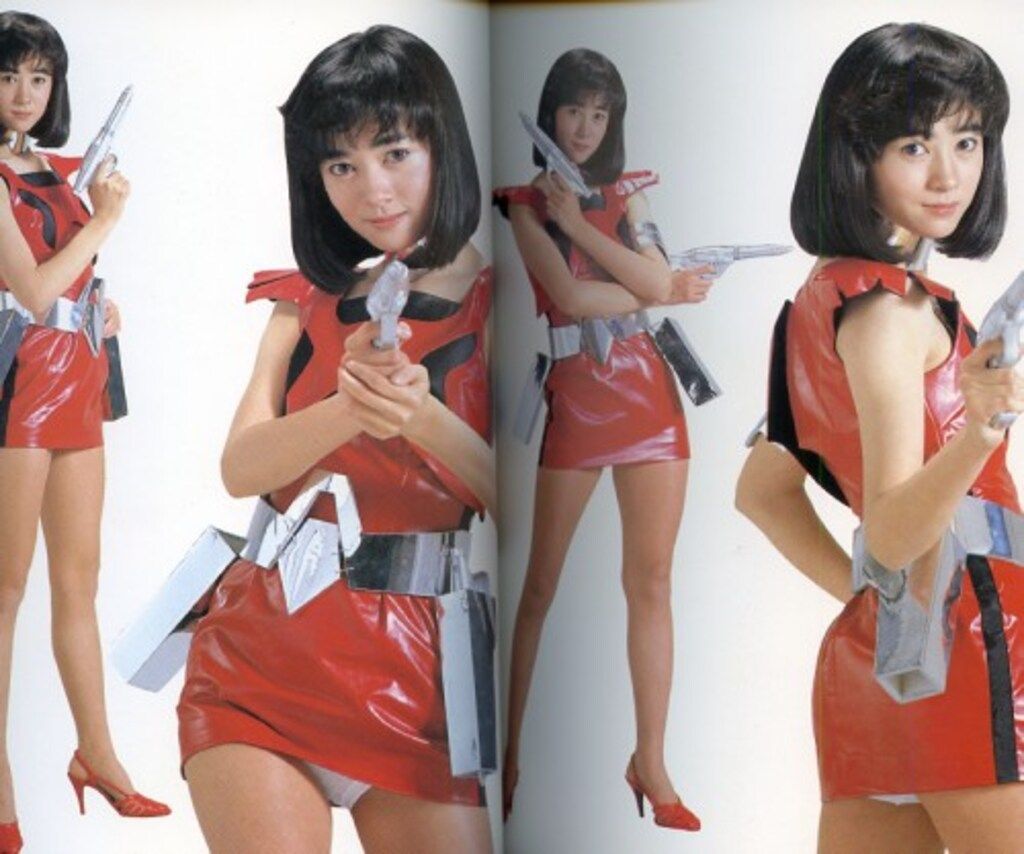 宇宙船別冊スーパーギャルズ・コレクション'８４「夢・翔・女」（美品・１９８４年） 宇宙船別冊スーパーギャルズ・コレクション'84「夢・翔・女」（美品