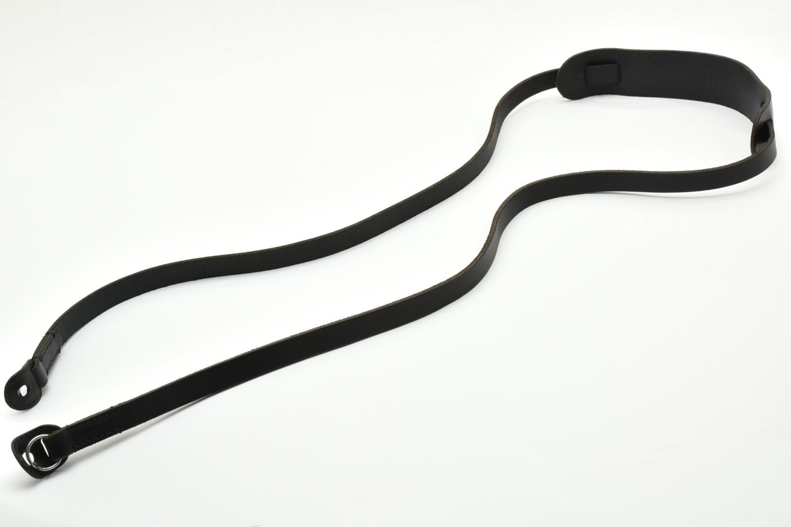 上 ライカ Leica キャリングストラップ ショルダーパッド付き 18558 ブラック 元 き 付属品多数 11P71A509143