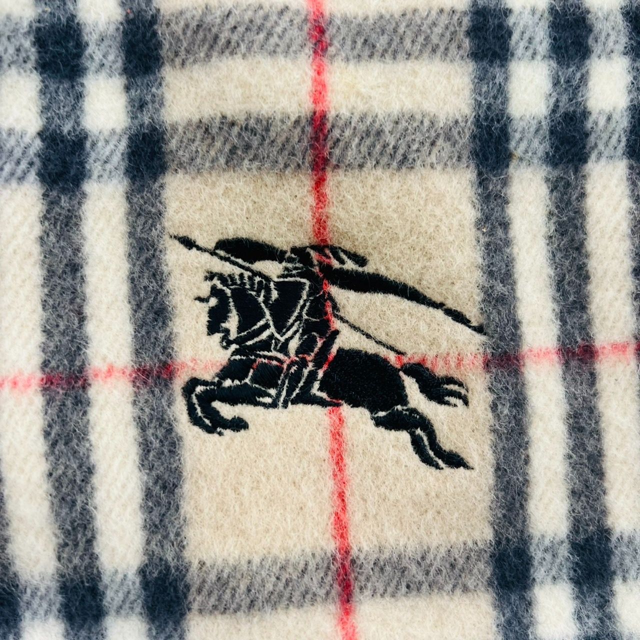 バーバリーロンドン Burberry LONDON ブランケット コットン×ダウン×フェザー ライトブラウン×黒×マルチ 美品 小物 バーバリー ロンドン BURBERRY LONDON ブランケット ベビー毛布 ノバ