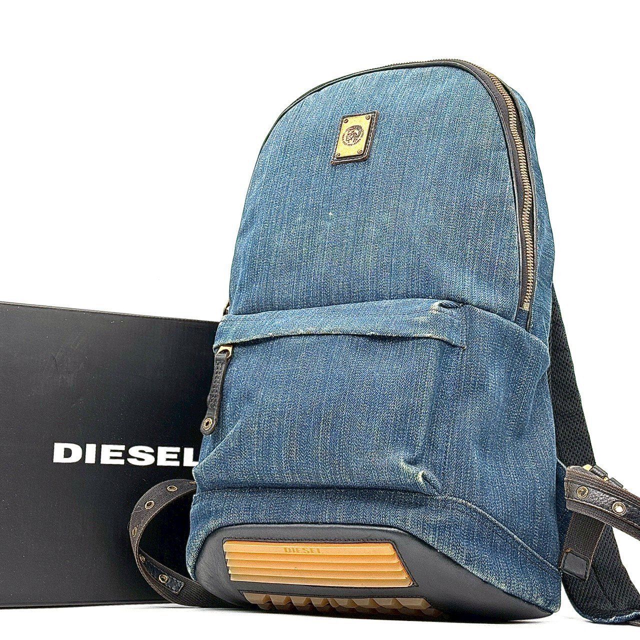 【美品】DIESEL ディーゼル ワッペン レザー リュック 楽天市場】DIESEL ディーゼル 曲線を活かしたフォルムワックス