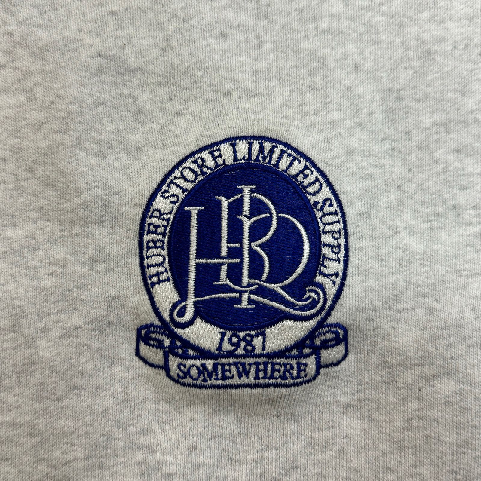 HuberStore Emblem Crewneck Sweatshirt エンブレムクルーネック 