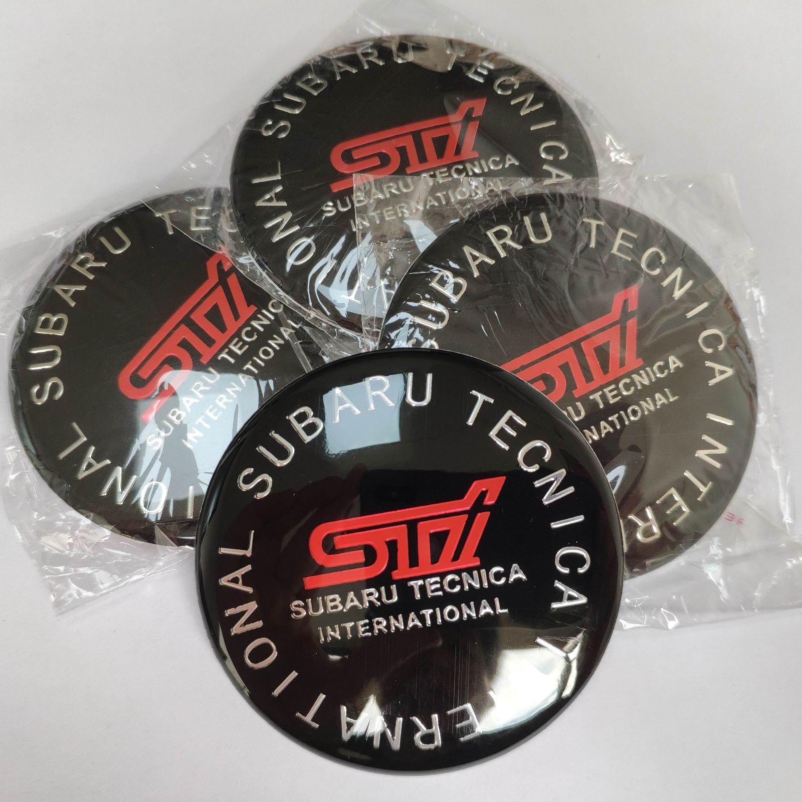 Amazon | スバル STI 用 互換品 ホイール センター キャップ