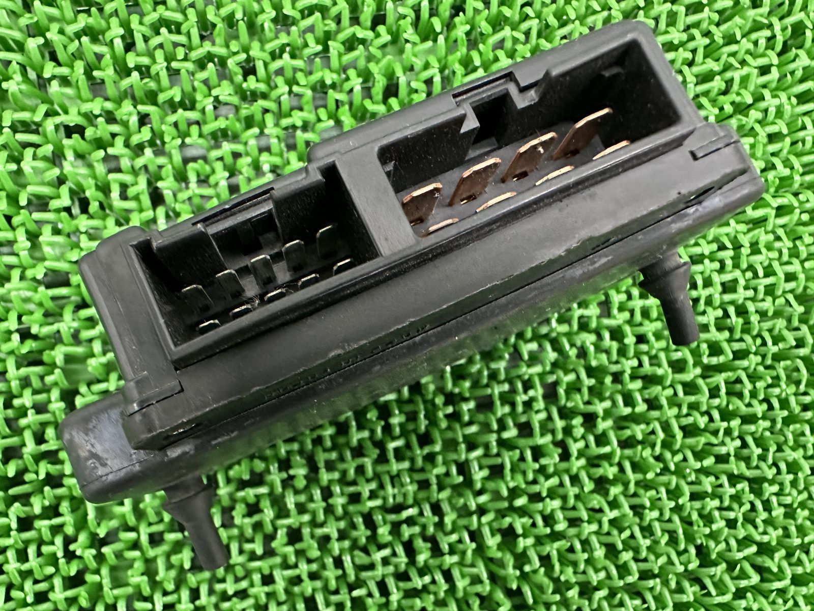 バルカン400ドリフター ヒューズボックス 26021-1096 カワサキ 純正