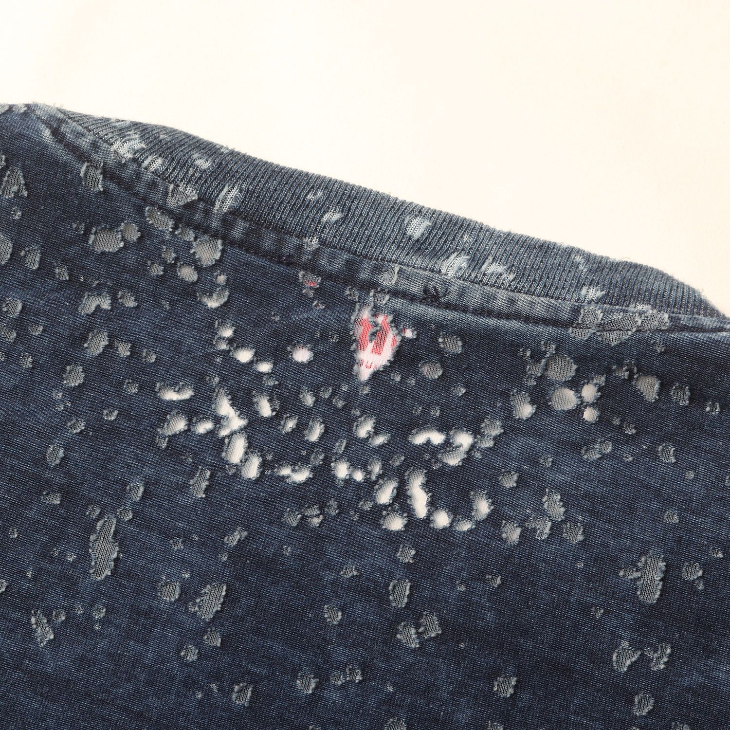 美品】DIESEL ディーゼル Tシャツ サイズ:XS / ブレーティング バーン