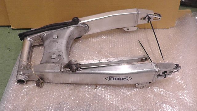 CB400SF VTEC SPEC2 NC39-1031xxx の スイングアーム 1746753678