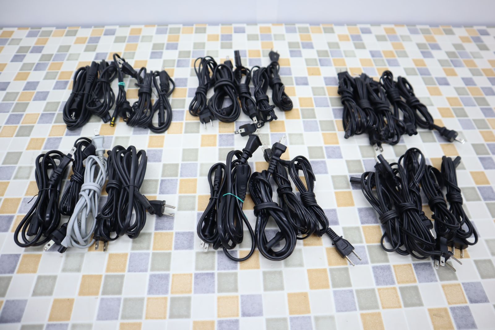 50本 まとめ ｜AC 電源ケーブル 8の字コード｜ メガネ型 電源 コード 30本 まとめ ｜AC電源ケーブル 8の字コード｜ ｜メガネ型 電源