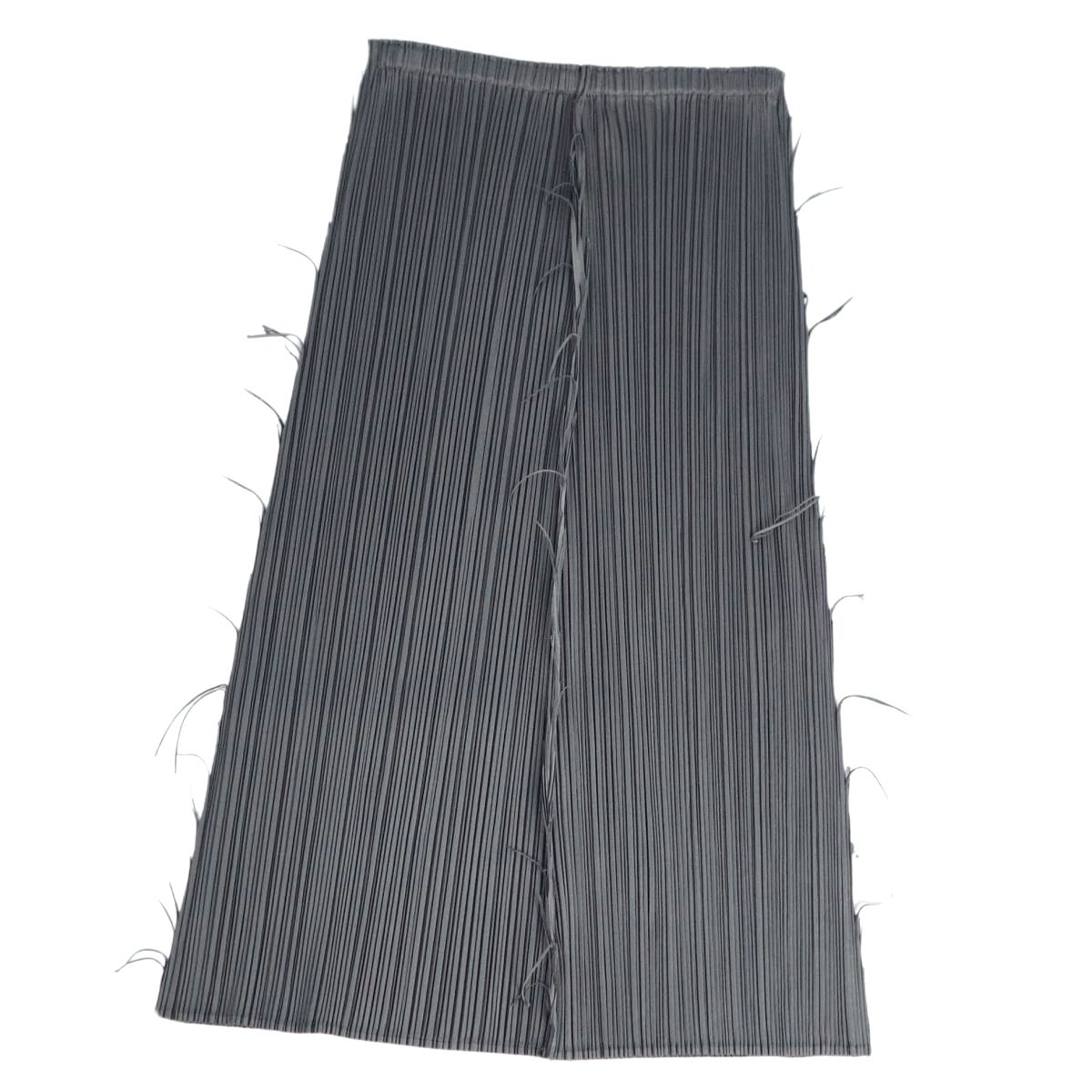 【極美品】PLEATS PLEASE スカート　2025 March 極美品 プリーツプリーズ イッセイミヤケ PLEATS PLEASE スカート