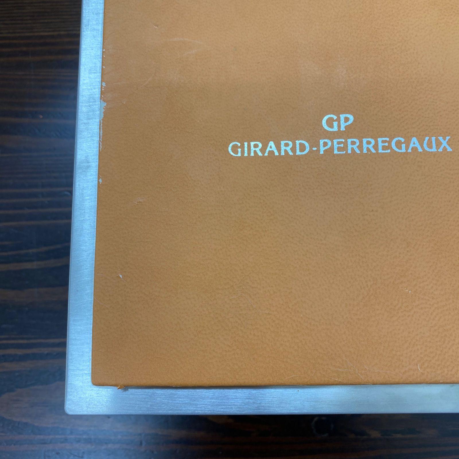 GP GIRARD-PERREGAUX ジラールペルゴ 時計ケース 箱 保存箱 説明書 