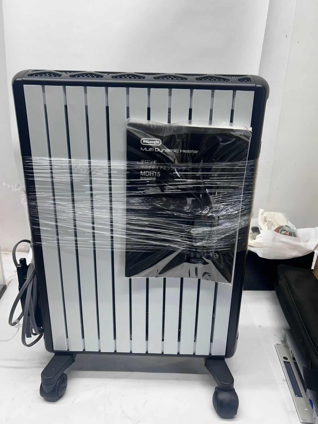 美品 デロンギ マルチダイナミックヒーター MDH15-BK 暖房 送料 美品 デロンギ マルチダイナミックヒーター MDH15-BK 暖房 送料