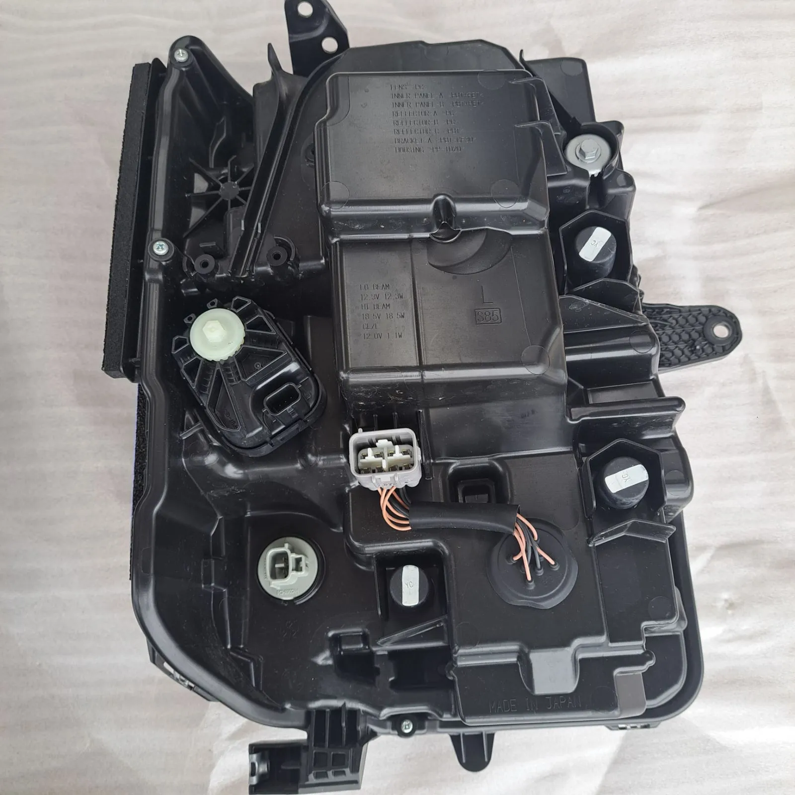 35320-64P01 新車外し　エブリィ　左　ヘッドライト　助手席　DA17V 35320-64P01 新車外しエブリィ左ヘッドライト助手席DA17V