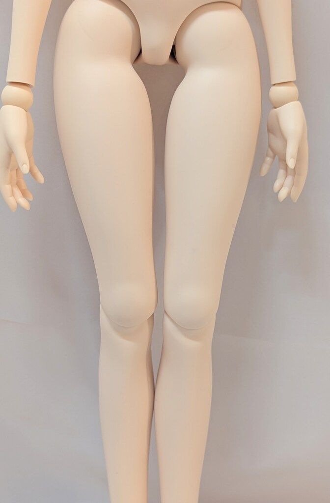 M胸
