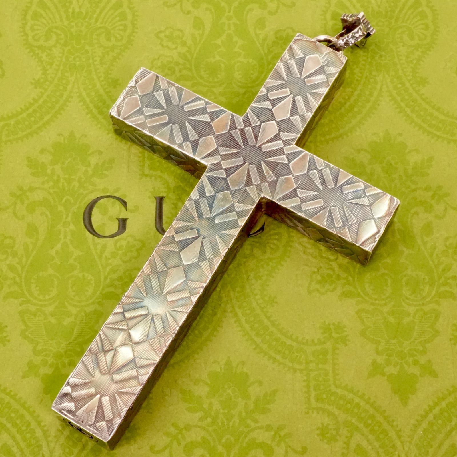 希少 特大 グッチ ロザリオ ネックレストップ クロス/25-600M