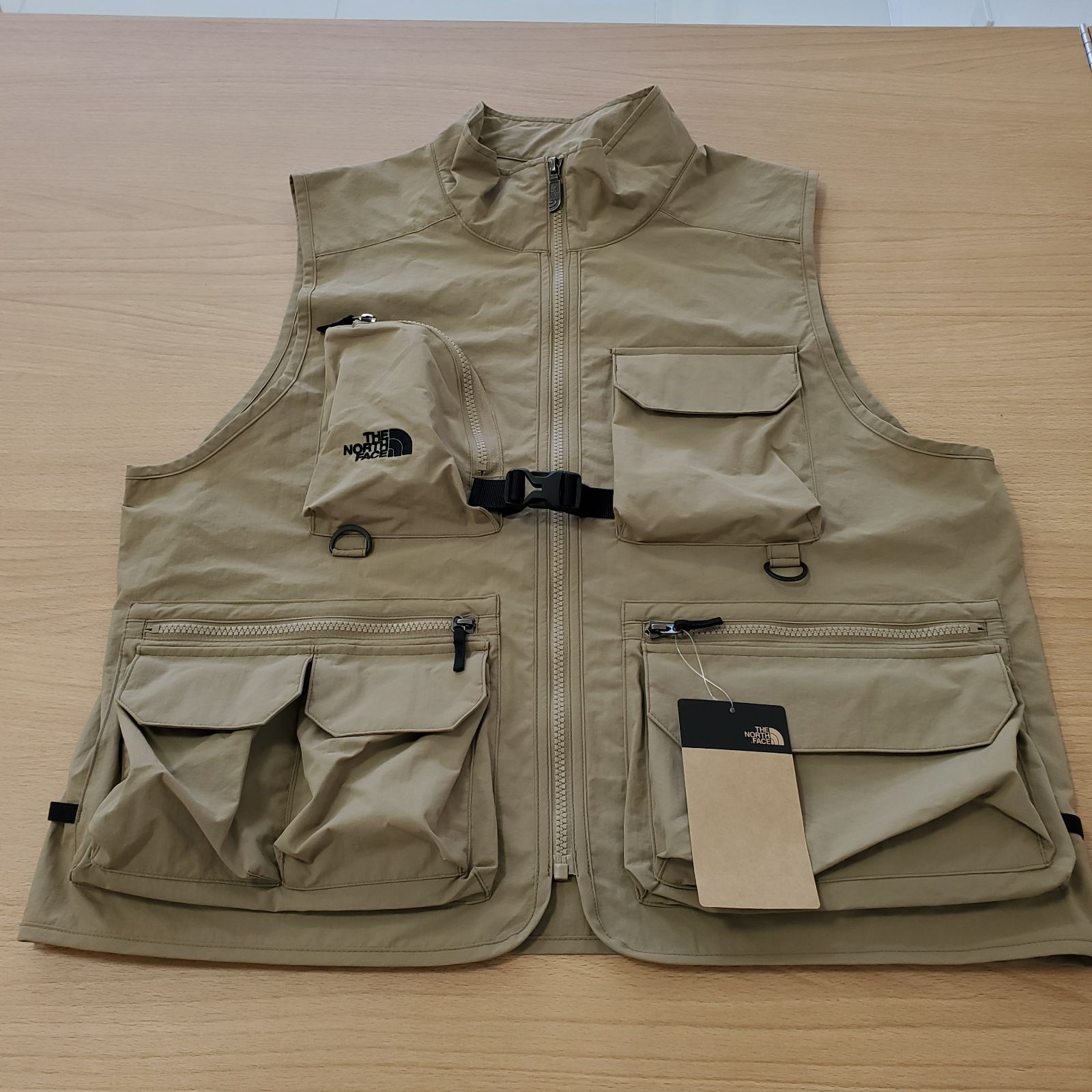 EL6 THE NORTH FACE ノースフェイス フィールドユーティリティ ベスト NP22531 Lサイズ カーキ KT10353