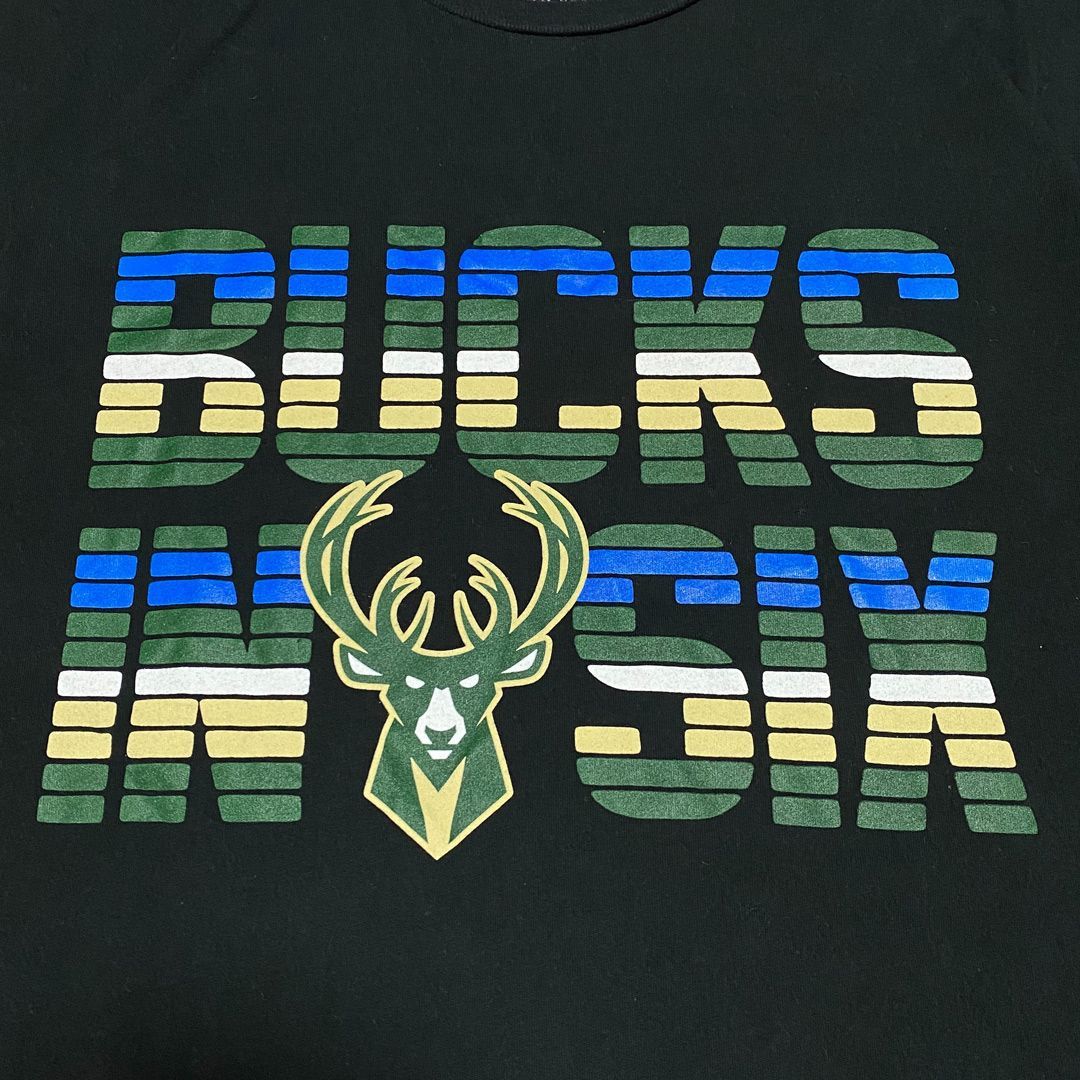 NBA ミルウォーキー・バックス ロゴプリント 半袖Tシャツ 古着 L