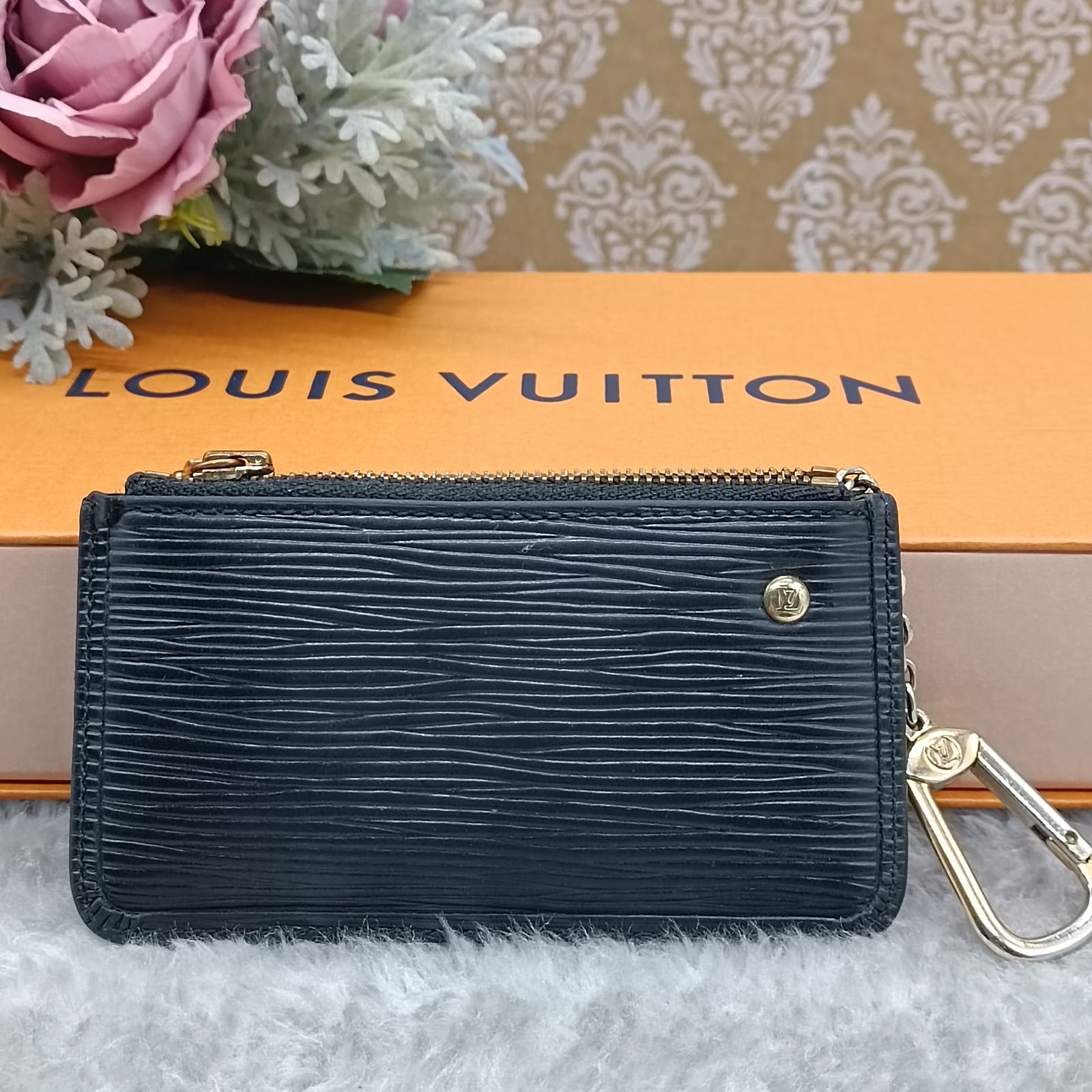 LOUISVUITTON 》 ☆希少☆ ルイヴィトン エピ ポシェット・クレ コイン 