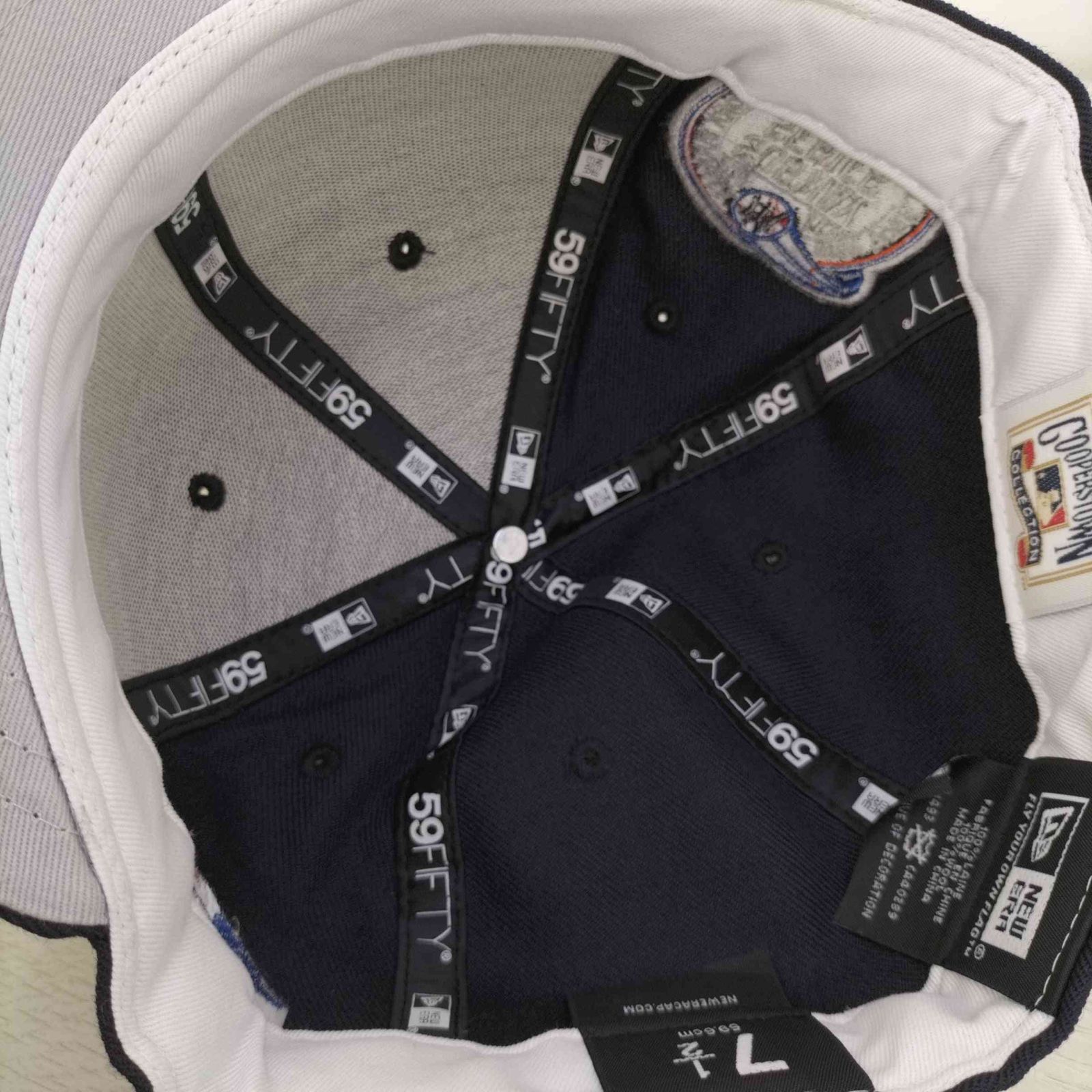 King Gnu オフィシャル・グッズ通販/商品詳細 CREST BASEBALL