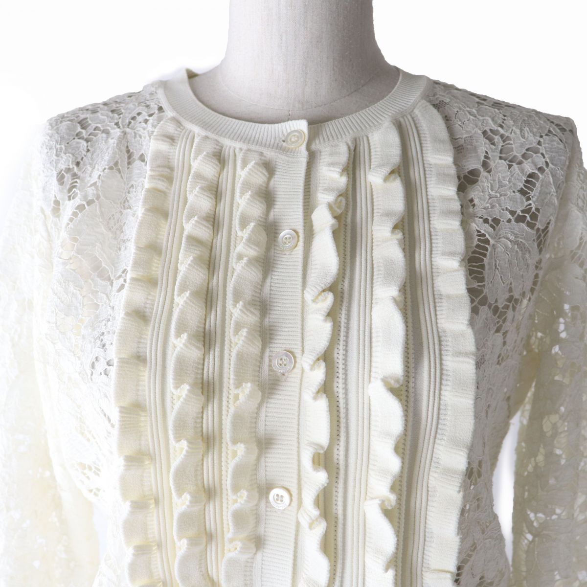 美品☆正規品 VALENTINO ヴァレンティノ 23571 カットワークレース  