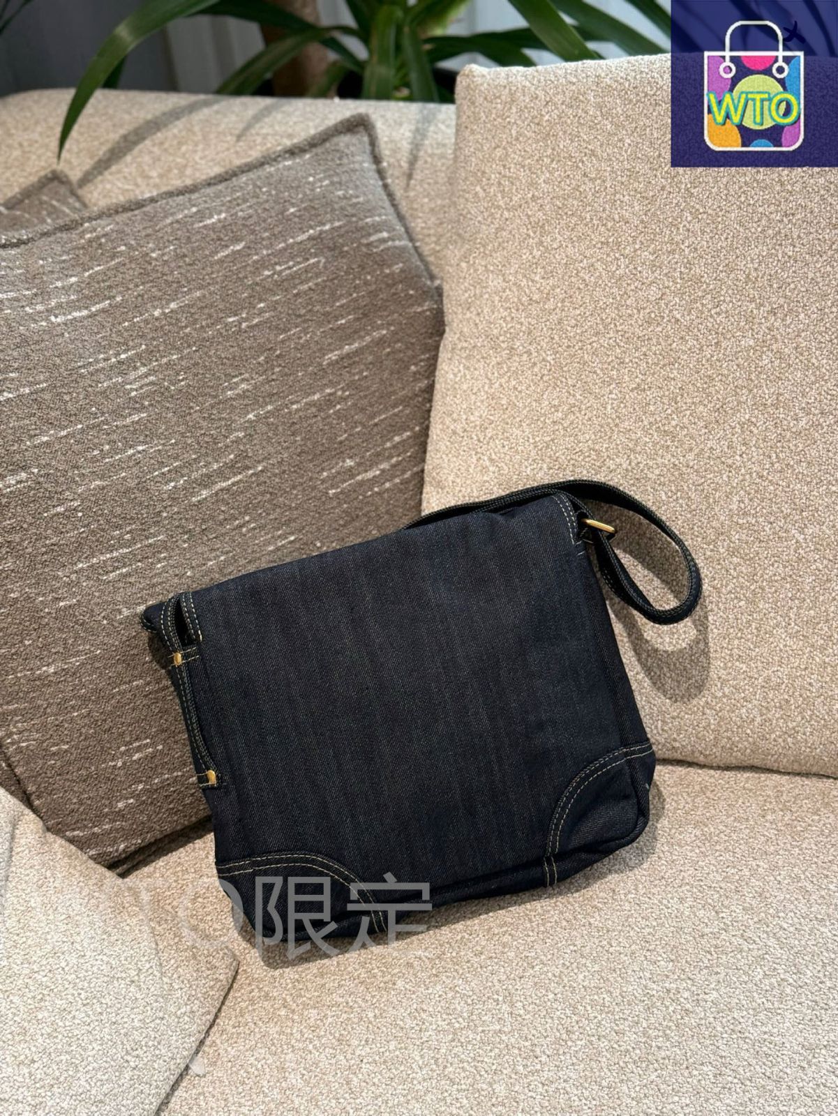【CHANEL】デニムでカジュアルに◎スモールメッセンジャーバッグ 今日特価】Chanel シャネル デニムメッセンジャーバッグ
