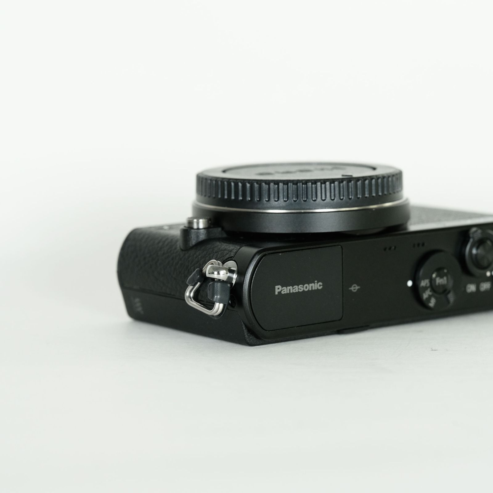 ★511限定値下げ★シャッター3532回【おまけ付き】LUMIX DMC-GM1 ☆511限定値下げ☆シャッター3532回【おまけ付き】LUMIX DMC-GM1