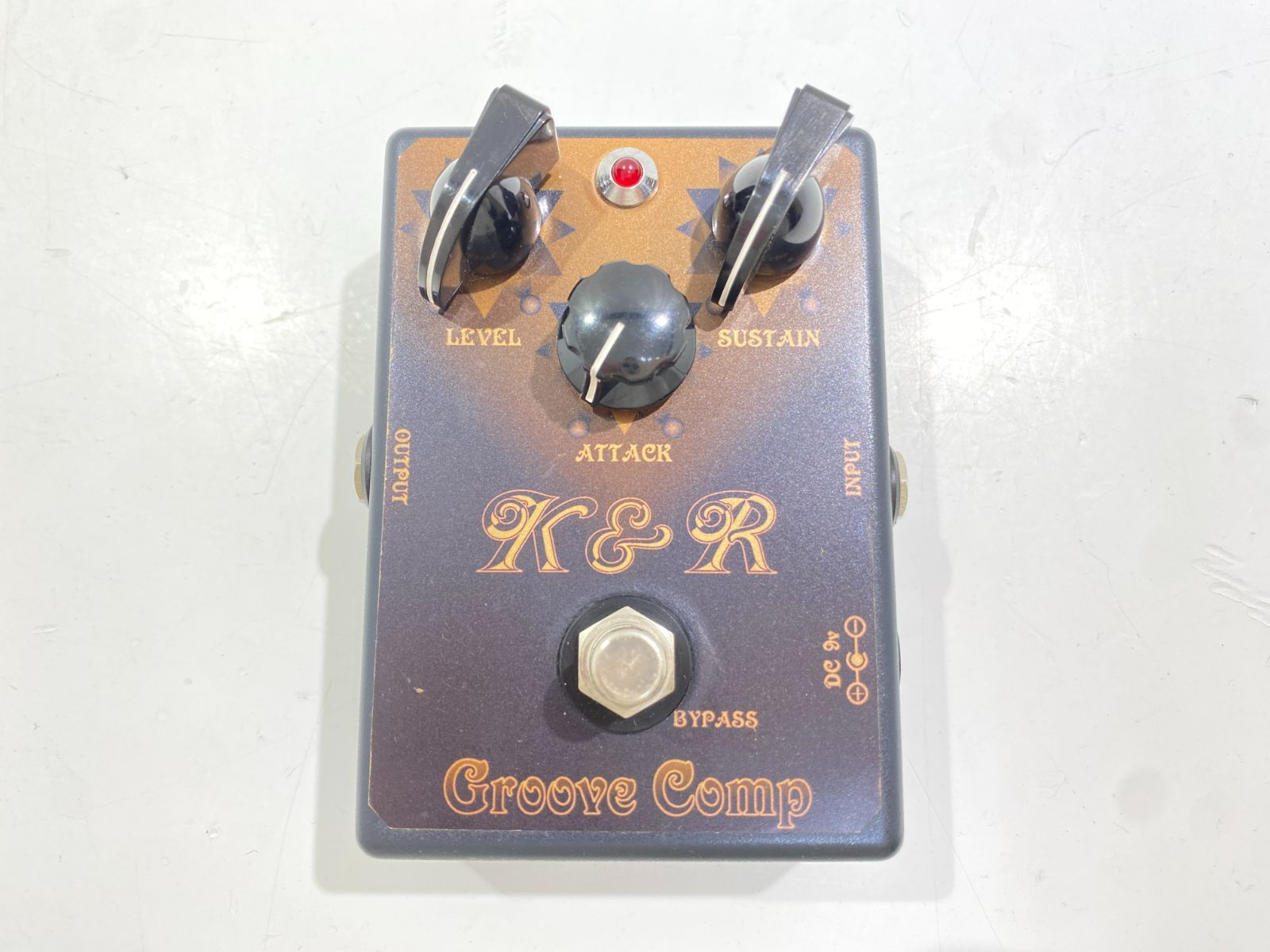 七重浜店62-2-251014 品 K-R Groove Comp グルーヴコンプ コンプレッサー エフェクター 本体のみ