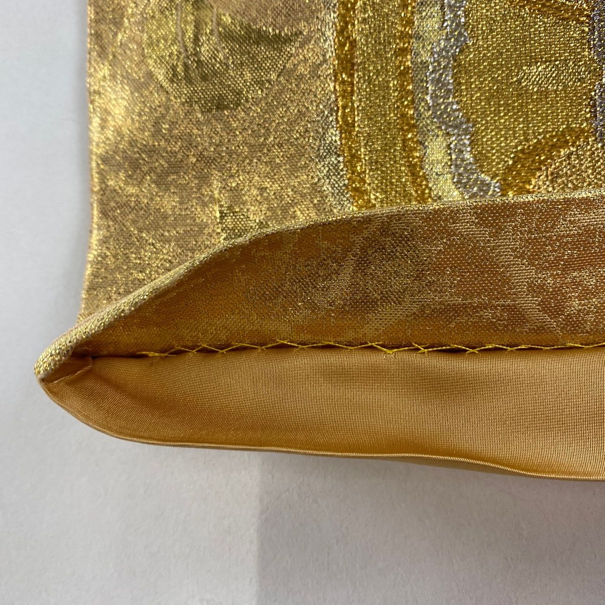 袋帯 秀品 蝶 華文 金銀糸 箔 金色 六通 正絹 【中古】 - メルカリ