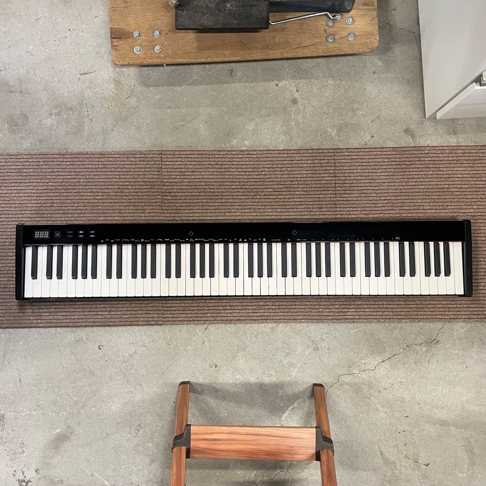 ニコマク電子ピアノ ニコマク NikoMaku 電子ピアノ 携帯型 SWAN 61鍵盤