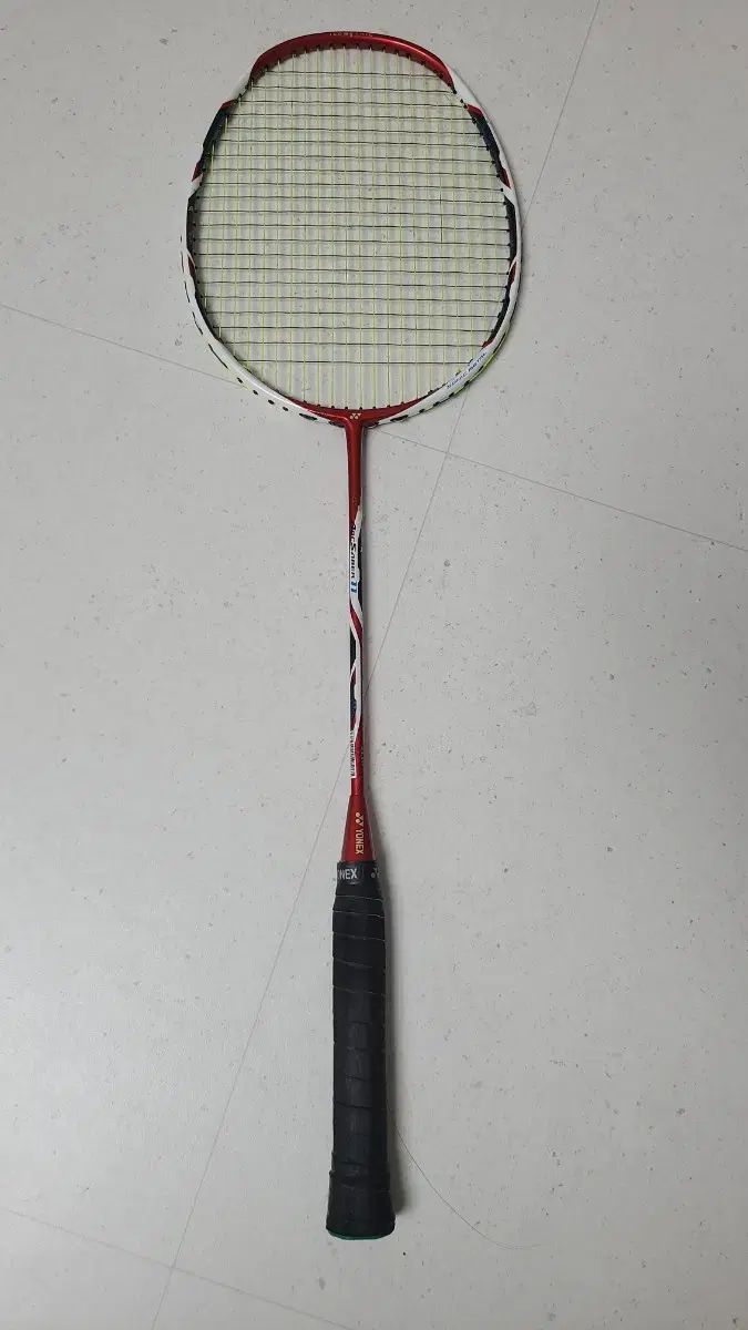 ARC SABER 11 バドミントンラケット 3U 赤 ジャンク ARC SABER 11 バドミントンラケット 3U 赤 ジャンク バドミントン