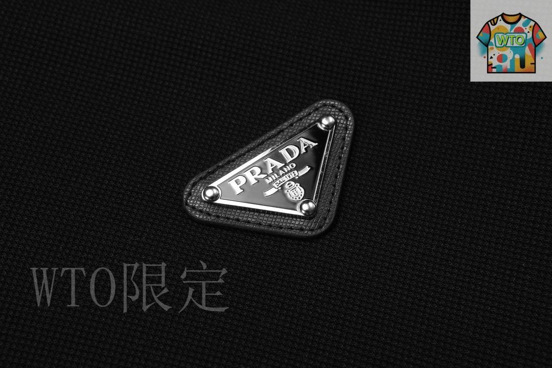 今日特価】PRADA 2025 ユニセックス ポロシャツ-3 - メルカリ